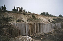 Janowa Dolina, 2002 r. Pozostaoci po przedwojennych Pastwowych Kamienioomach.