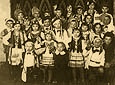 Oyka, dzielnica Zalisocze, 1936 r. Szkoa Powszechna, aktorzy przedstawienia szkolnego.