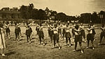 Ostrg nad Horyniem, pierwsza poowa lat 30-tych. wito wychowania fizycznego na boisku Seminarium Nauczycielskiego (pniej przeksztaconego w Liceum Pedagogiczne).