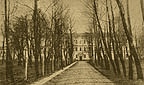 Łuck, 1926 r. Seminarium Duchowne i szpital, dawniej wojenny, w dzielnicy Krasne. Pocztówka.